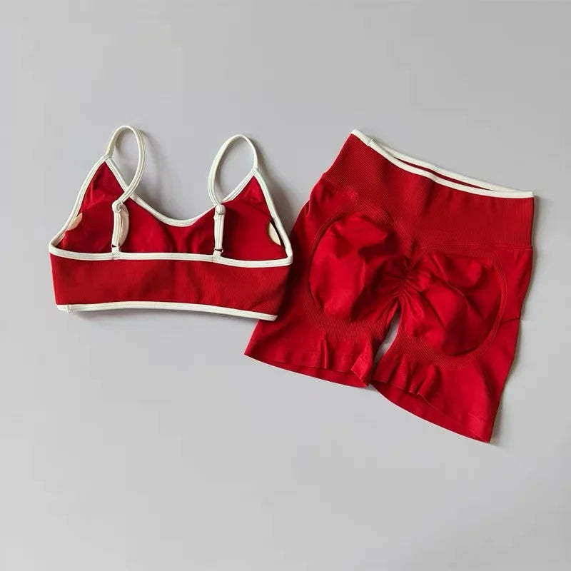 Ensemble de Fitness Femme – Brassière & Short de Sport