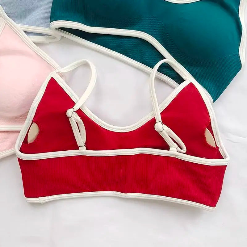 Ensemble de Fitness Femme – Brassière & Short de Sport