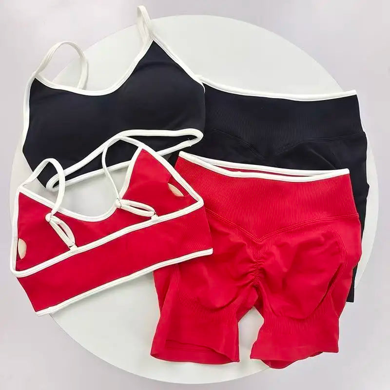Ensemble de Fitness Femme – Brassière & Short de Sport