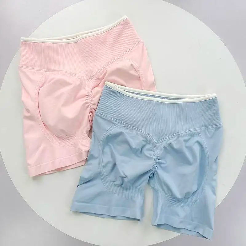 Ensemble de Fitness Femme – Brassière & Short de Sport