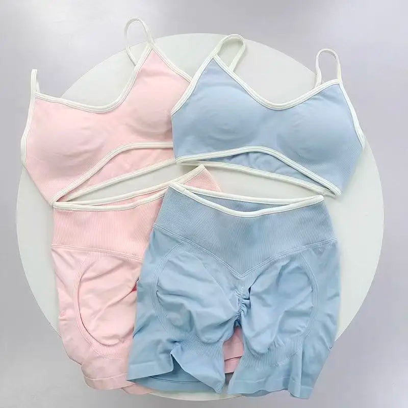 Ensemble de Fitness Femme – Brassière & Short de Sport