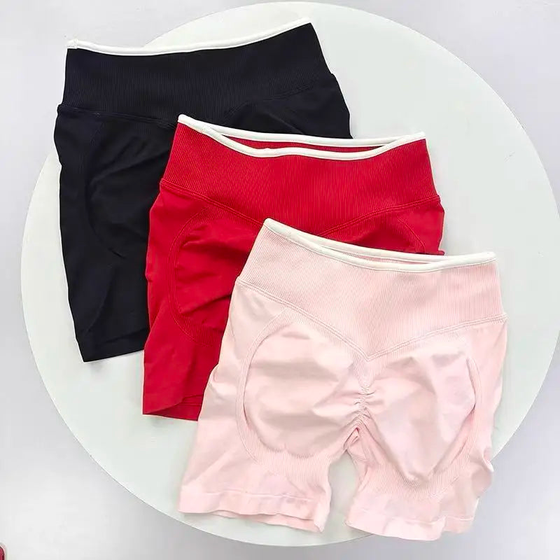 Ensemble de Fitness Femme – Brassière & Short de Sport